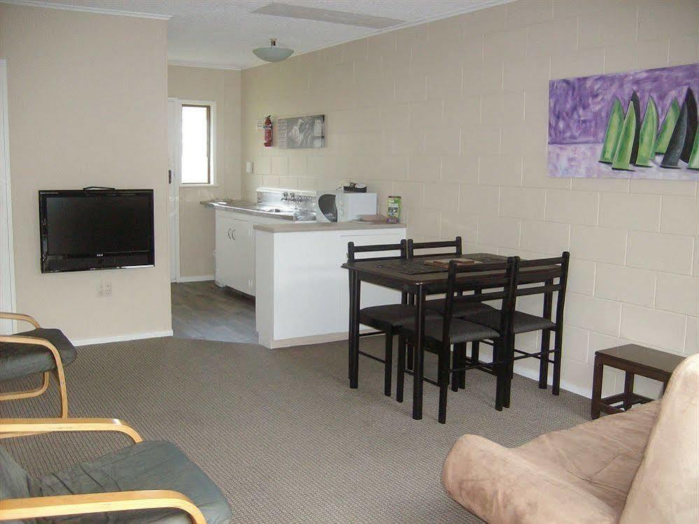 Aarangi Tui Motel Paihia Exterior photo